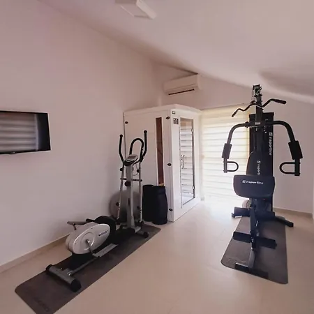 Wellness Istriana לינה וארוחת בוקר 4*